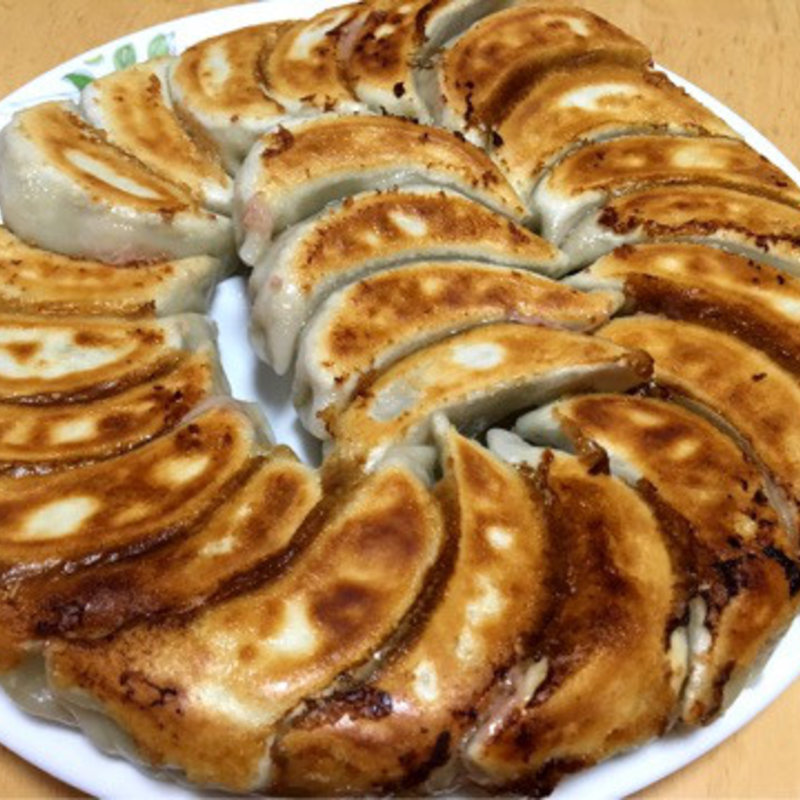 餃子(ラーメン 貴久屋)