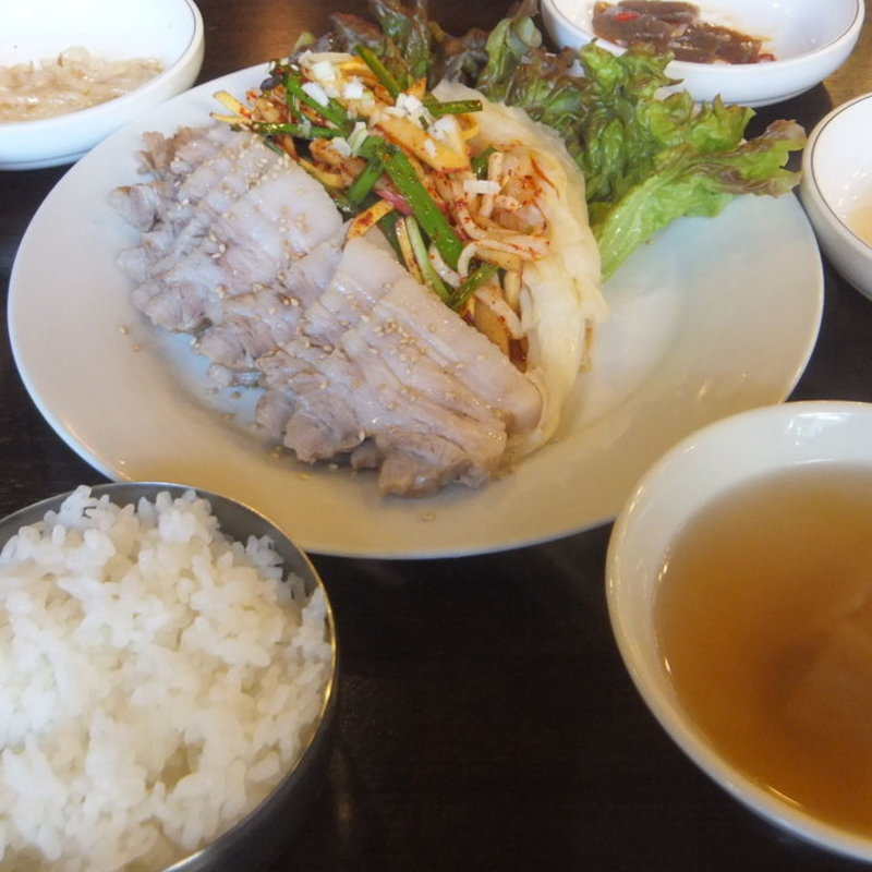 ポッサム定食(東京赤い屋台)