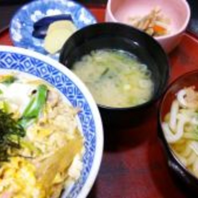 玉子丼のセット(越前 )