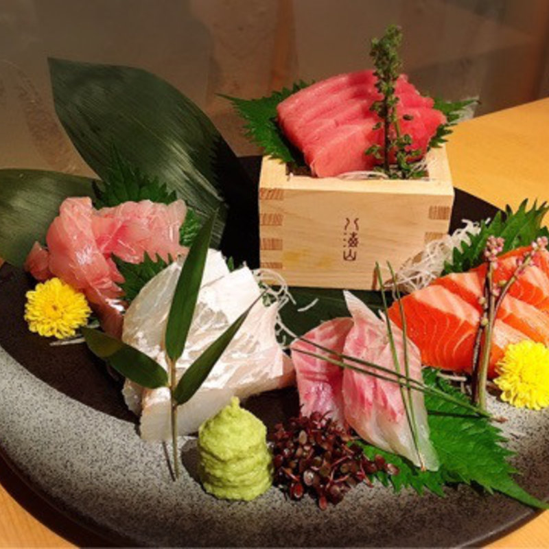 本日の鮮魚のお造り(越後酒房八海山 神楽坂店 )