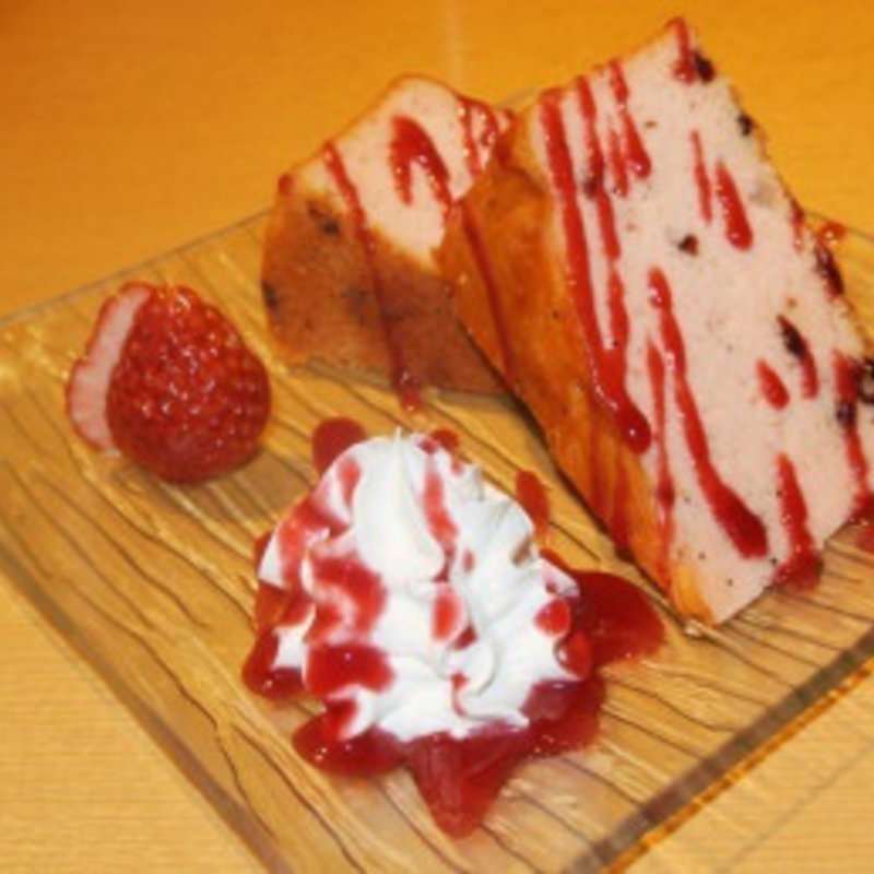 熟成パンウンドケーキと旬の果物(越後酒房八海山 神楽坂店 )