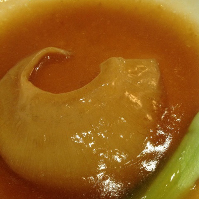 干しアワビの薬膳料理(趙楊 （チョウヨウ）)