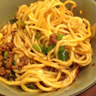 汁なし担々麺(趙楊 （チョウヨウ）)