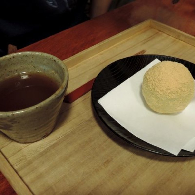 伊吹だんご(手打そば 車家)