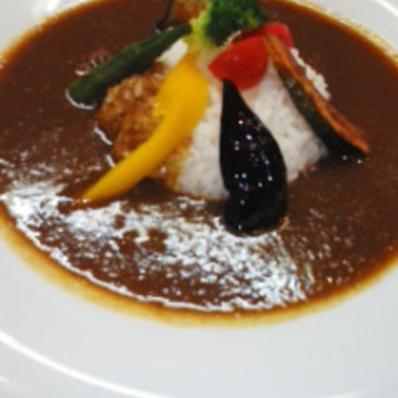 鉄板カレー(轟家重兵衛 （とどろきやじゅうべい）)