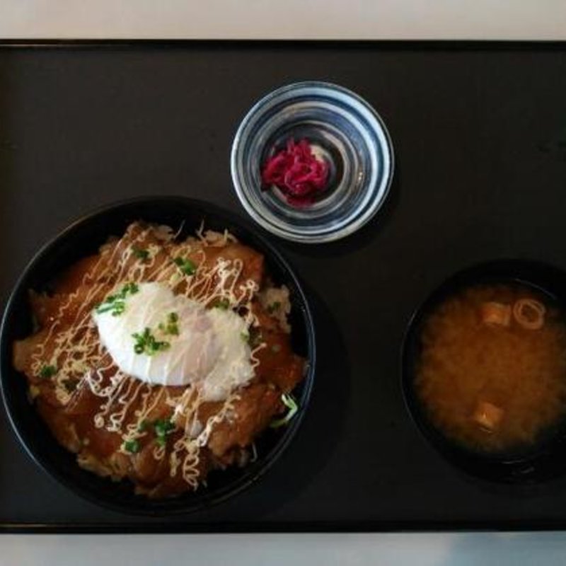 能登豚のスタミナ丼(道の駅とぎ海街道)