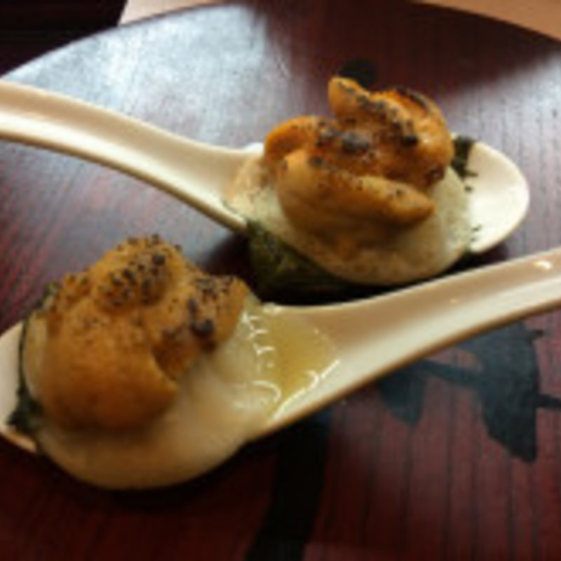 ウニ小籠包(酒中花 空心  （シュチュウカ クウシン）)