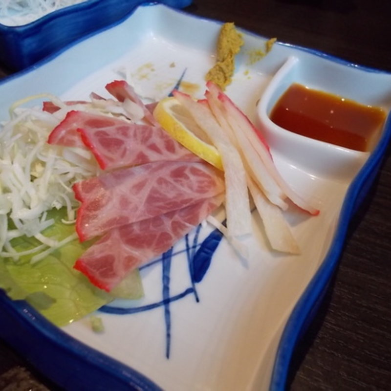 クジラのベーコン(酒場岩科)