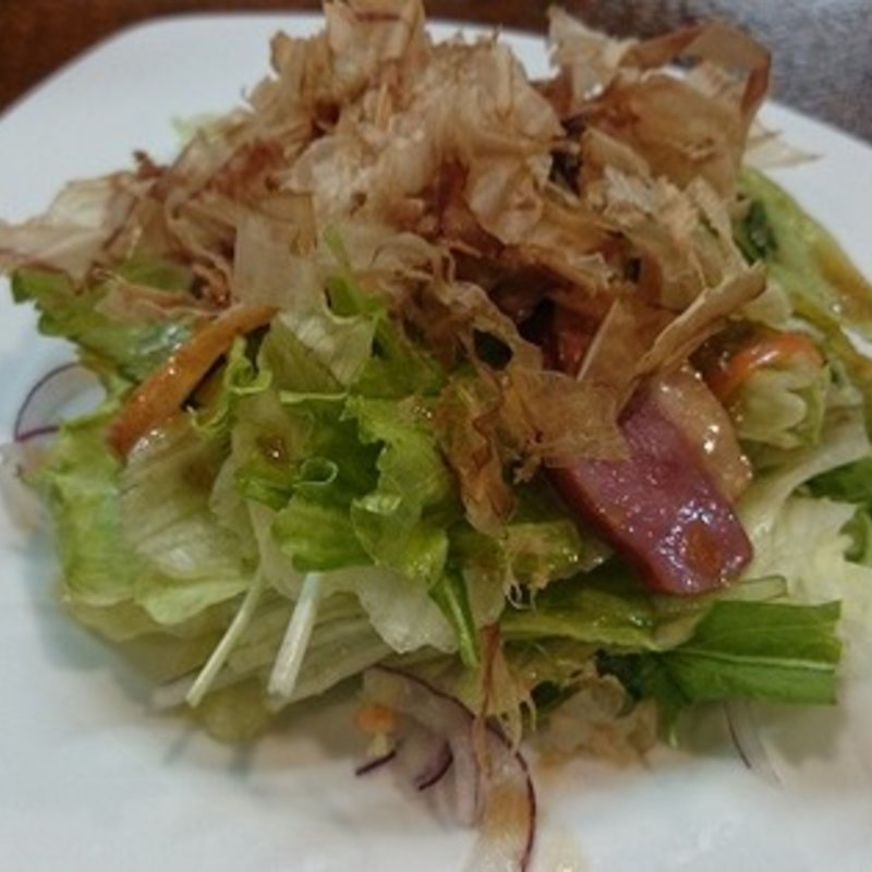 サラダハーフ(酒蓋屋けん （サカブタヤケン）)