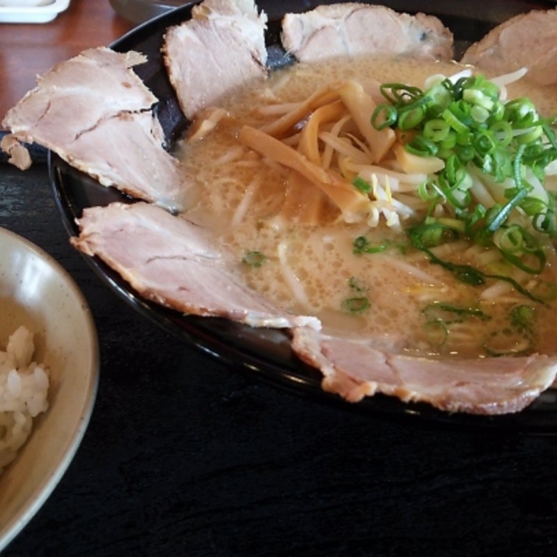 チャーシューめん(ランチタイム・ライス小付) (醤油とんこつラーメン　ふー太　広江店)
