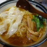 醤油ワンタン麺(醤油ワンタン麺 えびす)
