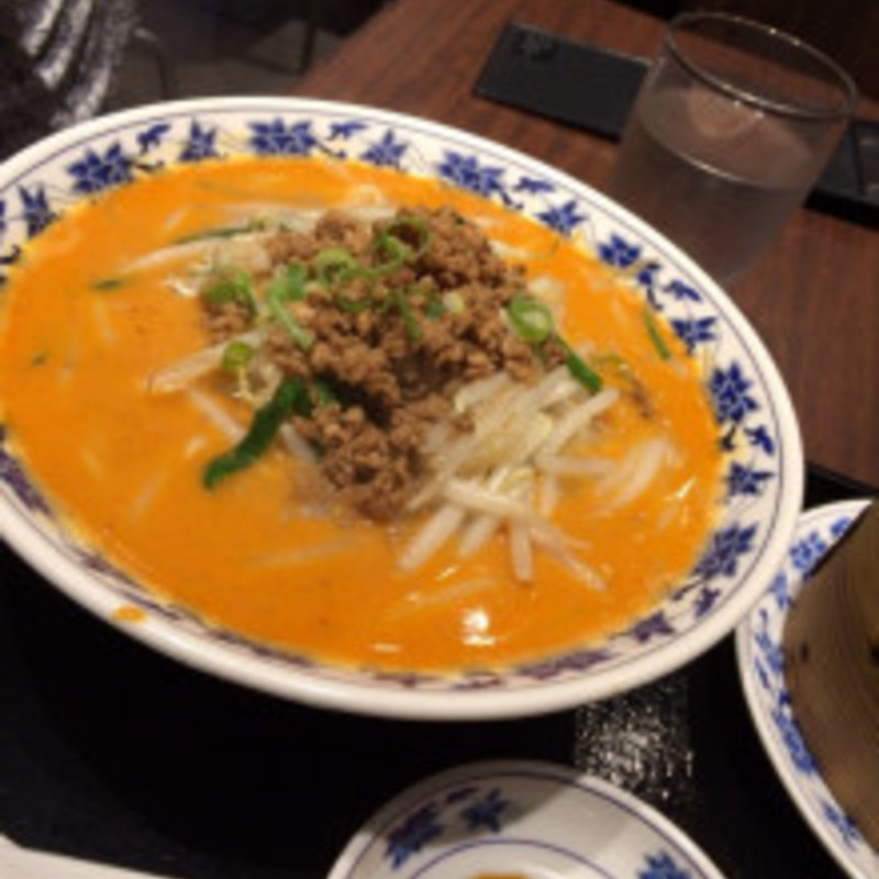 坦々麺セット(重慶飯店 GIFT & DELI )