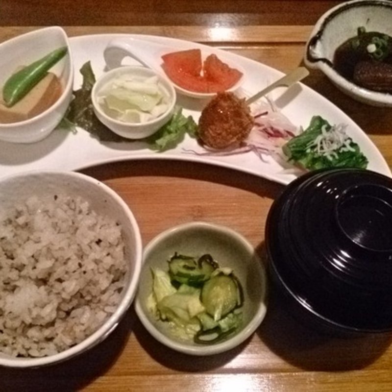 旬采プレートセット(野菜料理 旬采亭 （ヤサイリョウリシュンサイテイ）)