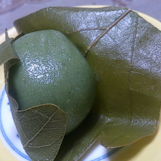 かしわもちも(金城製菓)