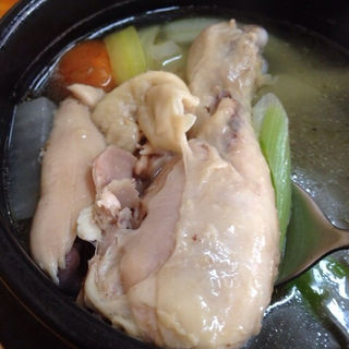 参鶏湯(金山 （キンザン）)