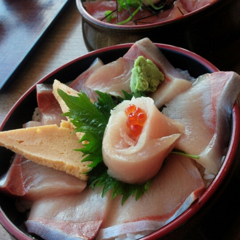 ぶり丼(金沢海鮮丼もり家　竜王店)