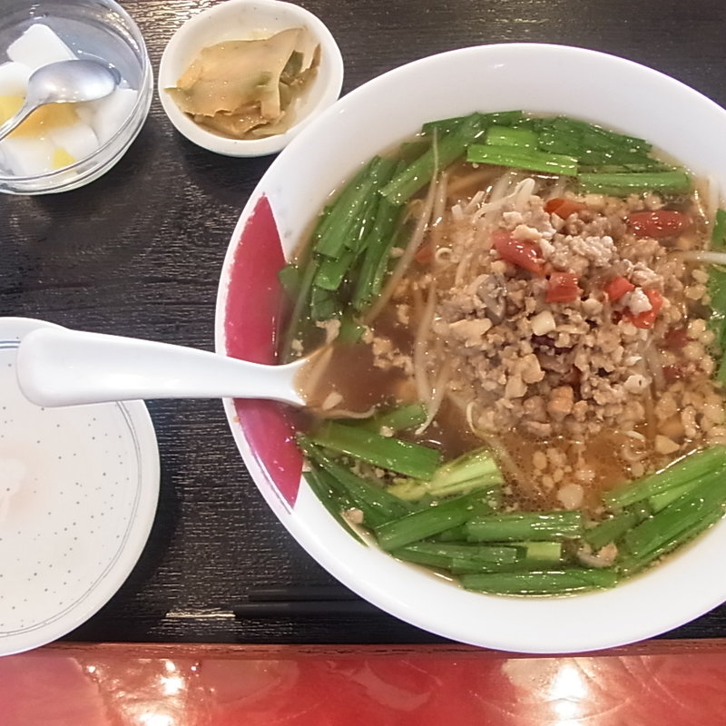 餃子セット(金源　餃子坊 （ジンエン　ギョウザボウ）)
