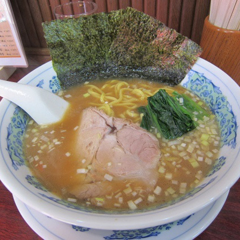 醤油らーめん（豚骨）(らーめん 居酒屋 金華)