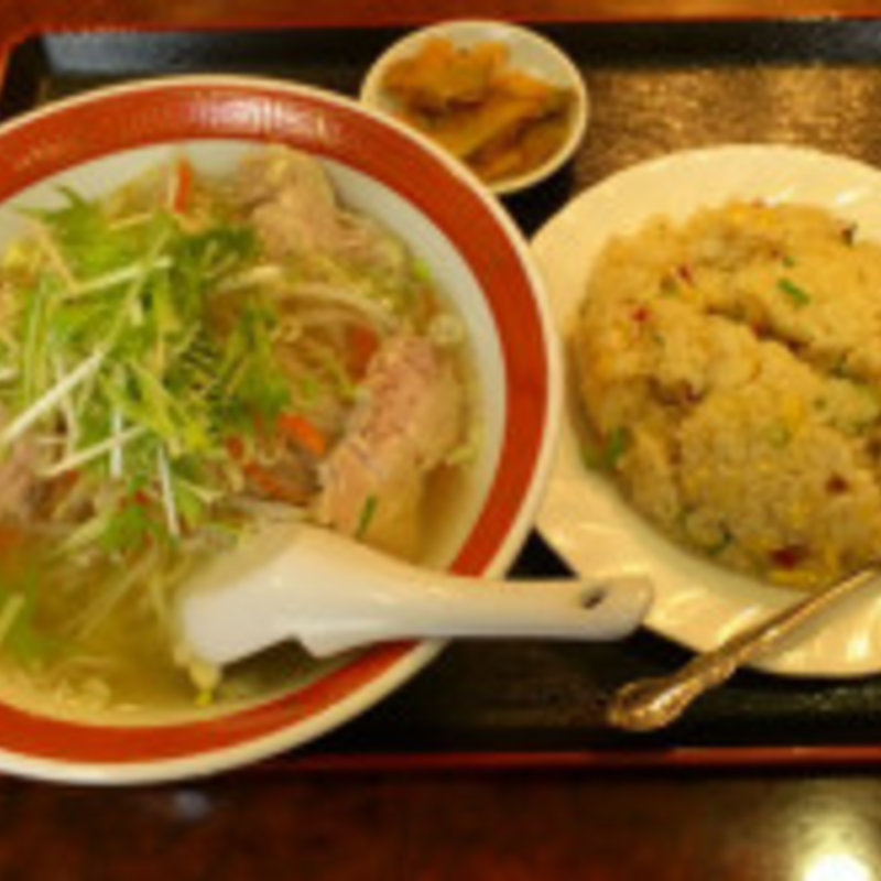 鶏肉そば＋炒飯(福門飯店)