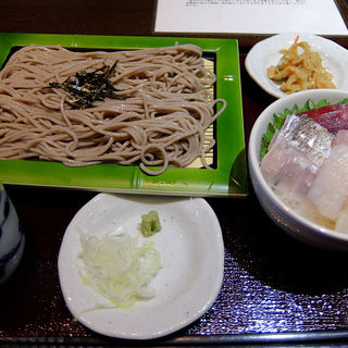 海鮮丼セット(金谷 （かなや）)
