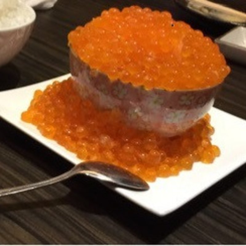 いくらあふれ小丼(やん衆居酒屋 釧路食堂 本店)