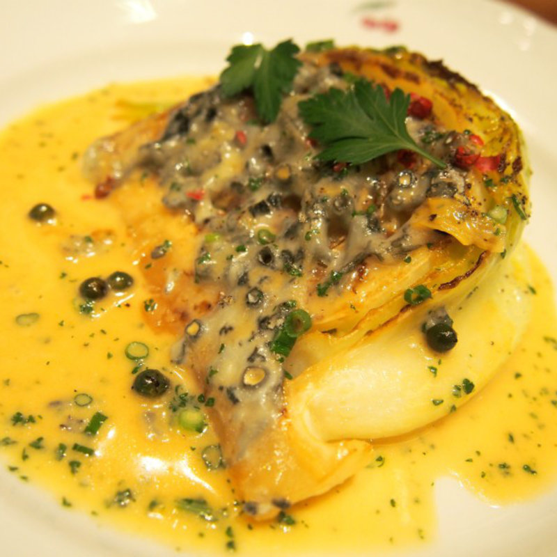 キャベツのステーキゴルゴンゾーラOribe焼き (鉄板焼き お好み焼き oribe)