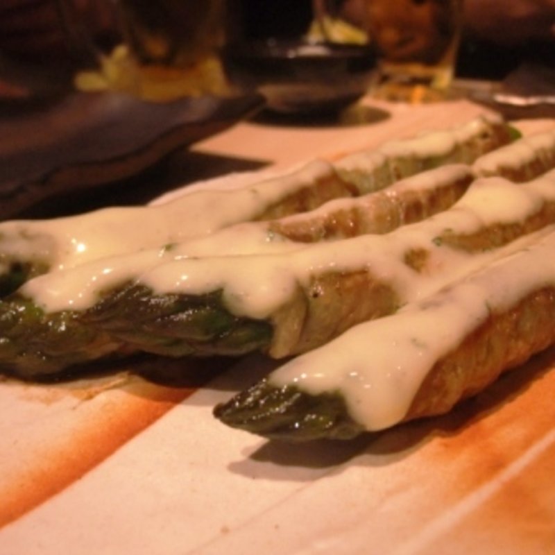 アスパラ豚巻(鉄板神社 難波南海通り店)