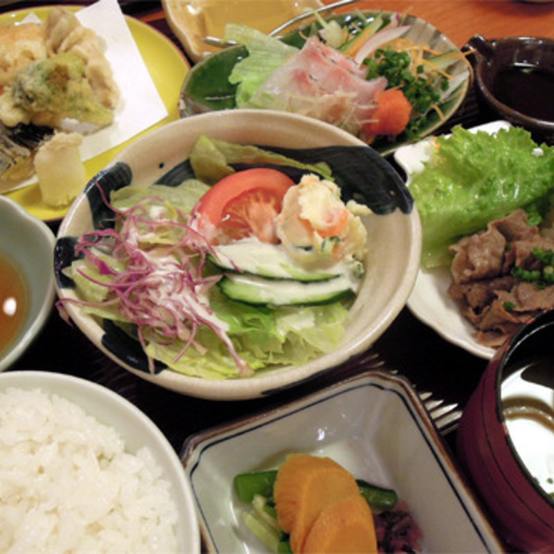 銀座のまつり囃子（ばやし）(銀座らん月)