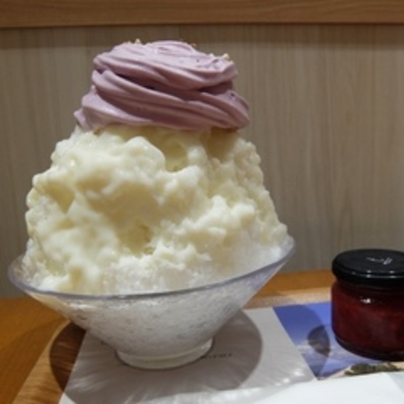 紫いもミルクエスプーマと酒粕クリームとセンガセンガナ(銀座のジンジャー 銀座本店)