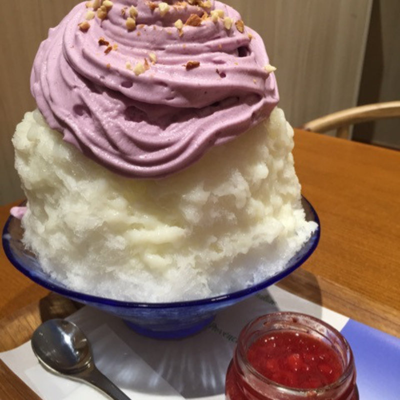 紫芋のエスプーマ(銀座のジンジャー 銀座本店)