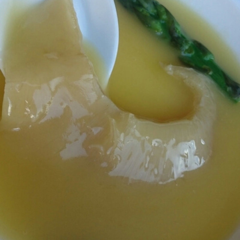 フカヒレの姿煮(涵梅舫 銀座店)