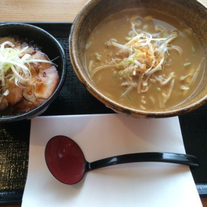 カレーうどん黄王道+ミニチャーシュー丼(鐘壱 )