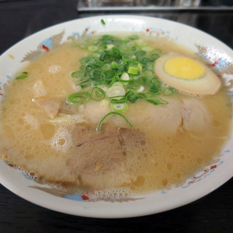 らーめん(長浜ラーメンとん吉)