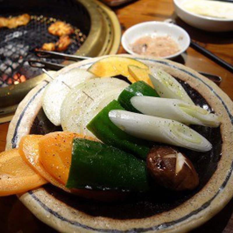 野菜盛り(肉の頂 川崎店)