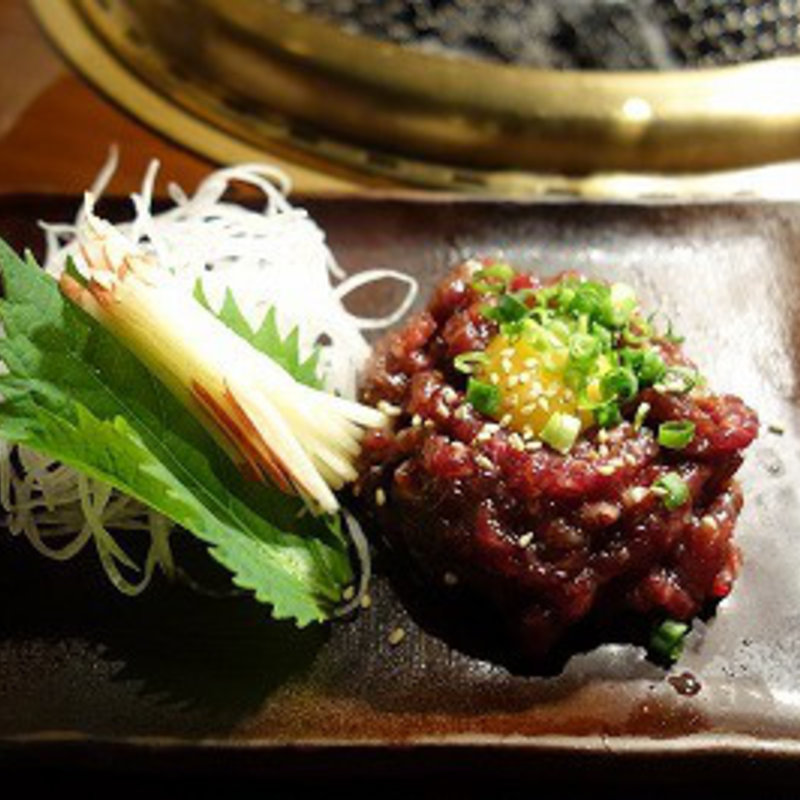 馬ユッケ(肉の頂 川崎店)