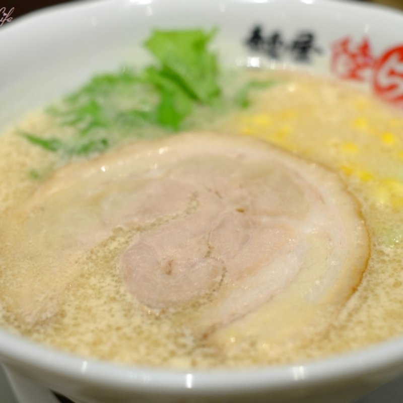袖ヶ浦ホワイトガウラーメン(陸5K軒 （リクカラゴキロケン）)