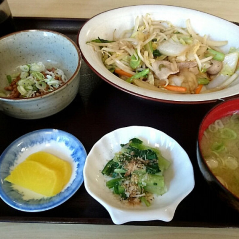 お刺身盛り合わせ(こもりく（隠口）)