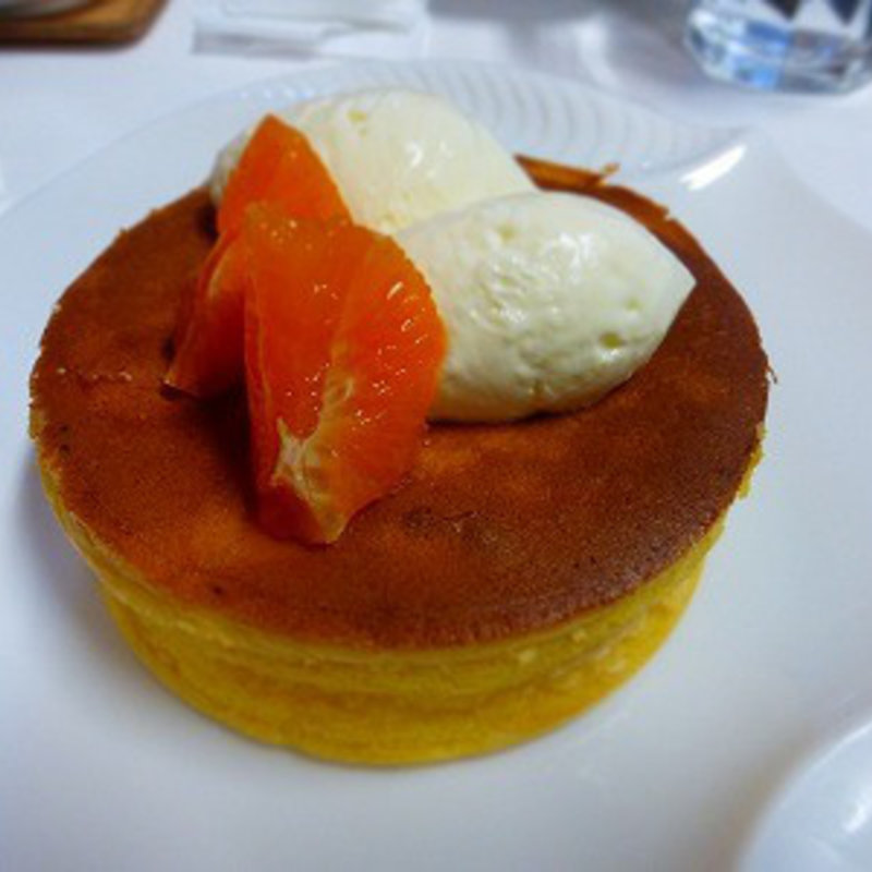 よつ葉クリームチーズのパンケーキ(雪ノ下 高知 )