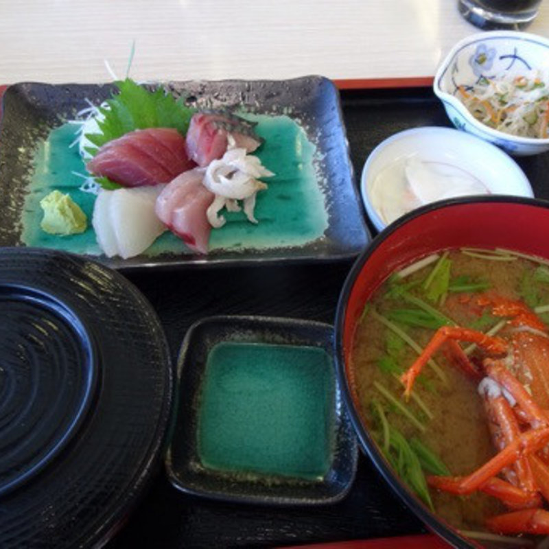 伊勢海老の味噌汁付きランチ(青島屋レストラン )