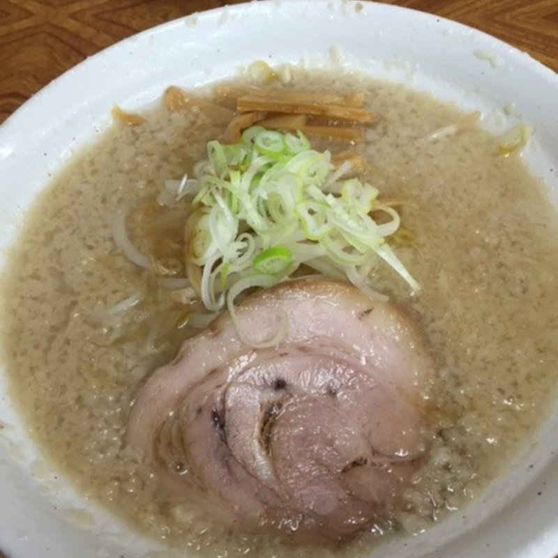 醤油ラーメンあぶら多め(靖 （ヤス）)