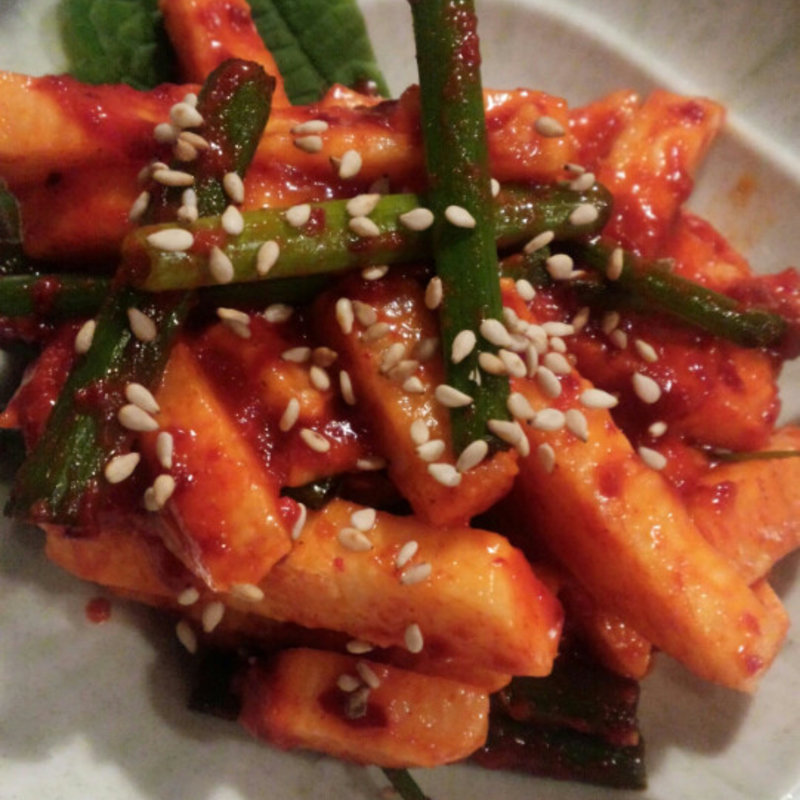 長芋のキムチ(韓国料理サムギョプサル とん豚テジ 大宮店)