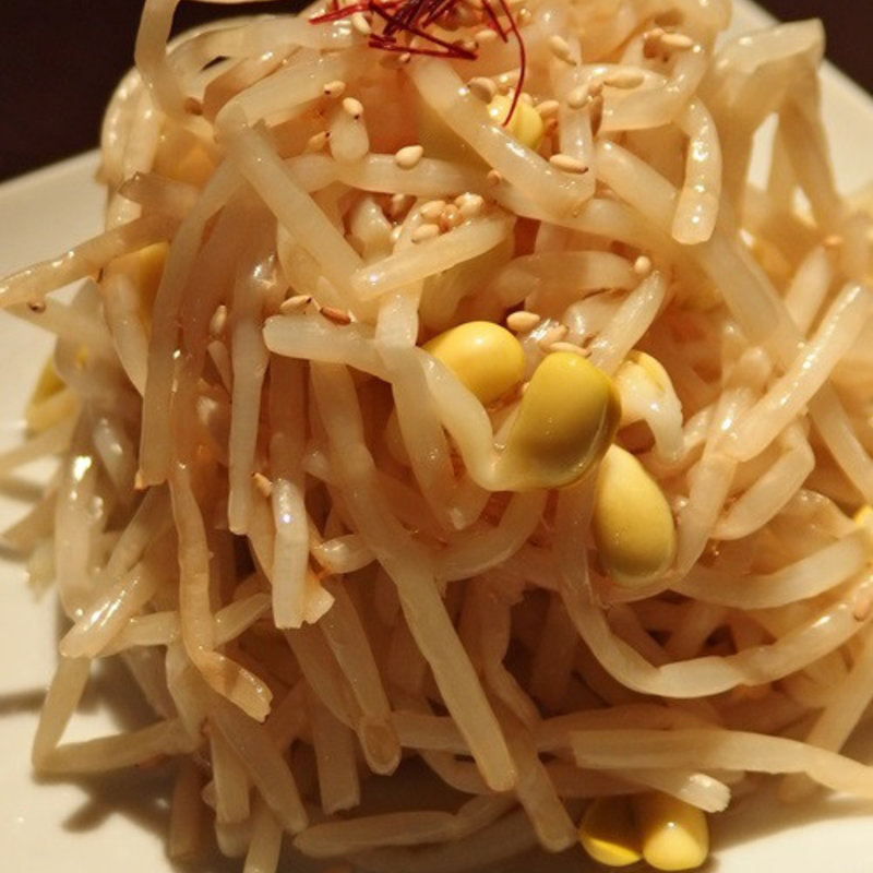 ピリ辛豆もやしナムル(韓国家庭料理と鍋 韓屋)