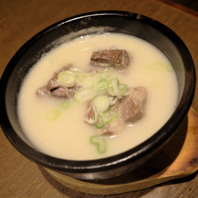 ソルロンタン(韓日館)