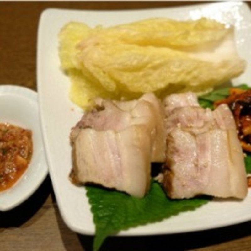 豚肉包み(韓日館)