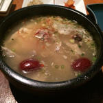 参鶏湯(韓花)