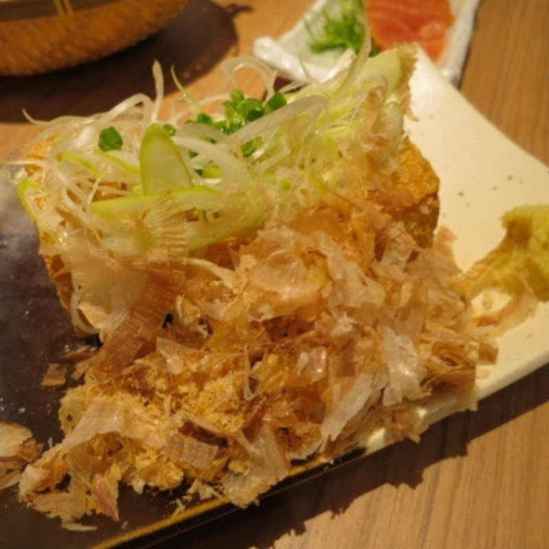 揚げたて厚揚げ(和食バル 音音 虎ノ門ヒルズ店)