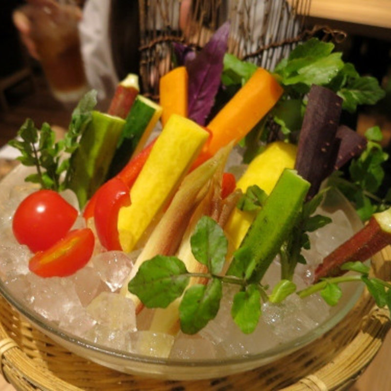 香川 瀬戸内直送野菜のバーニャカウダ(和食バル 音音 虎ノ門ヒルズ店)