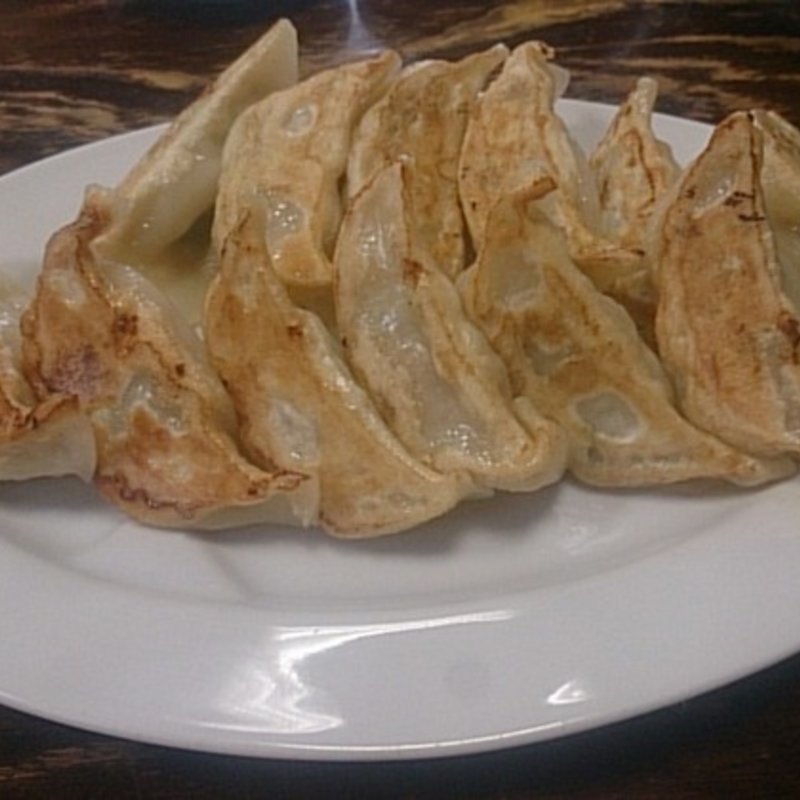 ぎょうざ(頑固麺飯魂 気むずかし家)