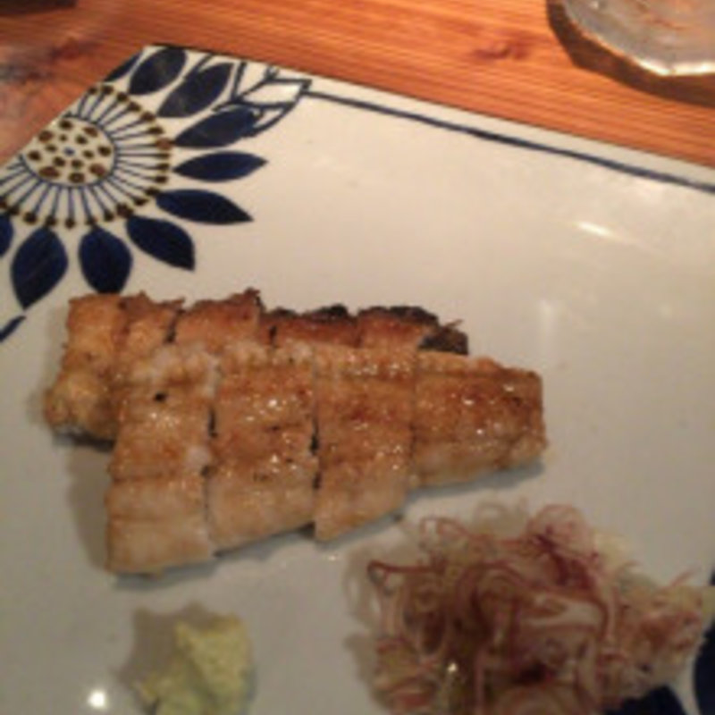 八女産の天然うなぎの炭火焼ハーフサイズ(食堂えぶりお )