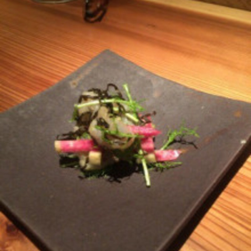 河豚と山葵菜の塩こぶ和え(食堂えぶりお )